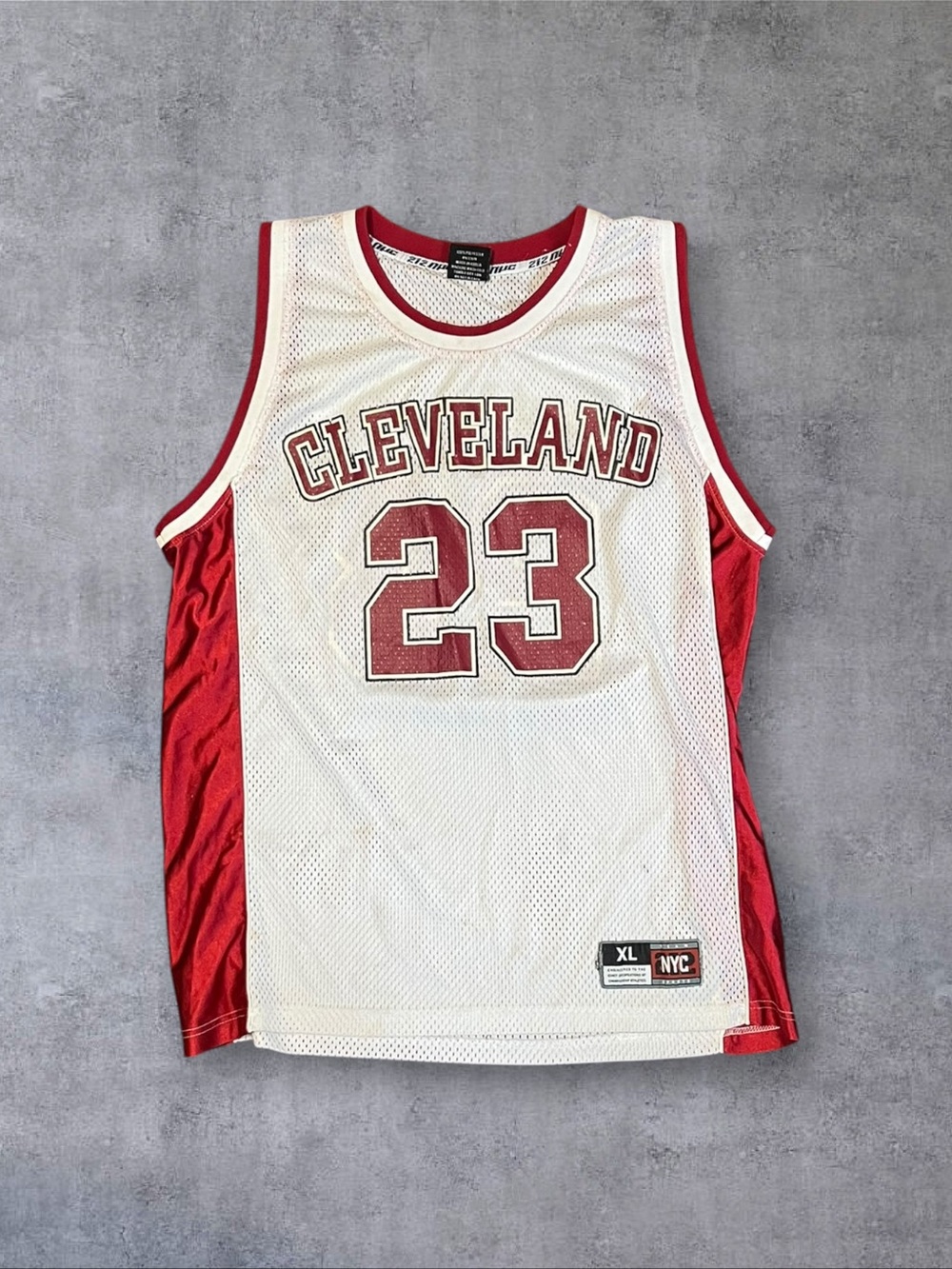 Vintage 2000s y2k LeBron James Sz XL Team Sports NYC 212 Basketball Jersey